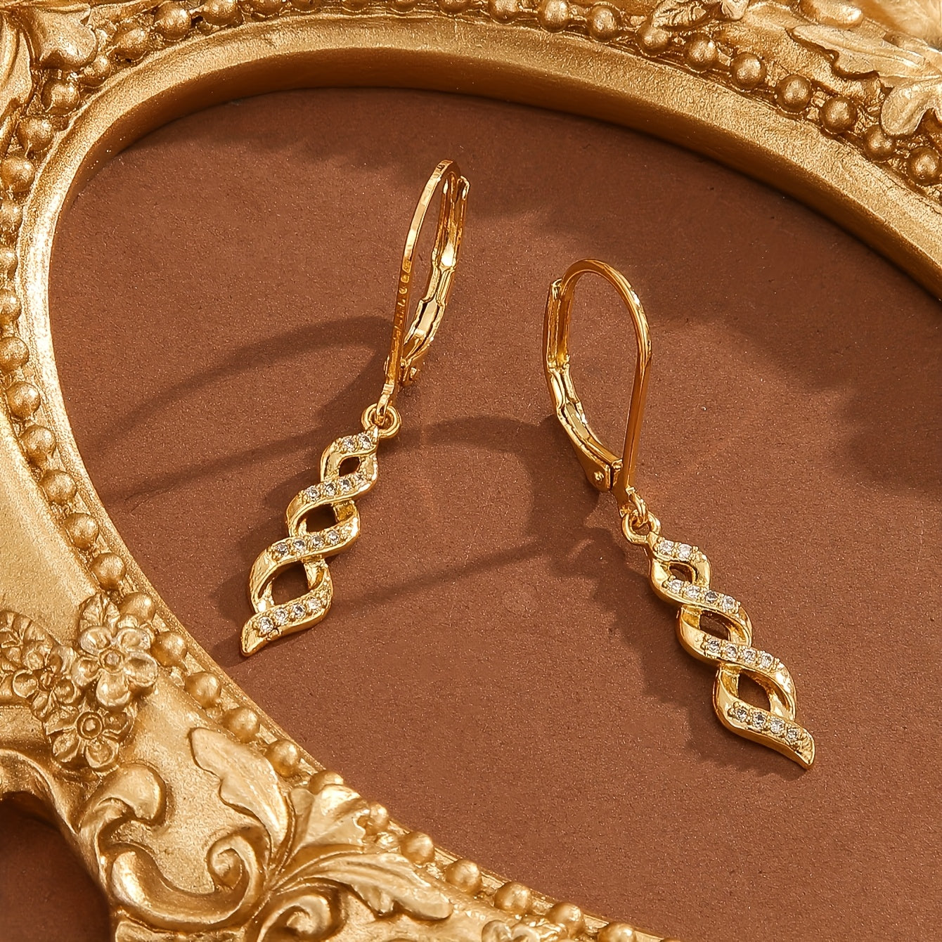 Shimmer Twist Ava Earrings