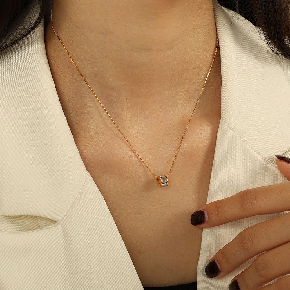 Elyna Polished Barrel Necklace