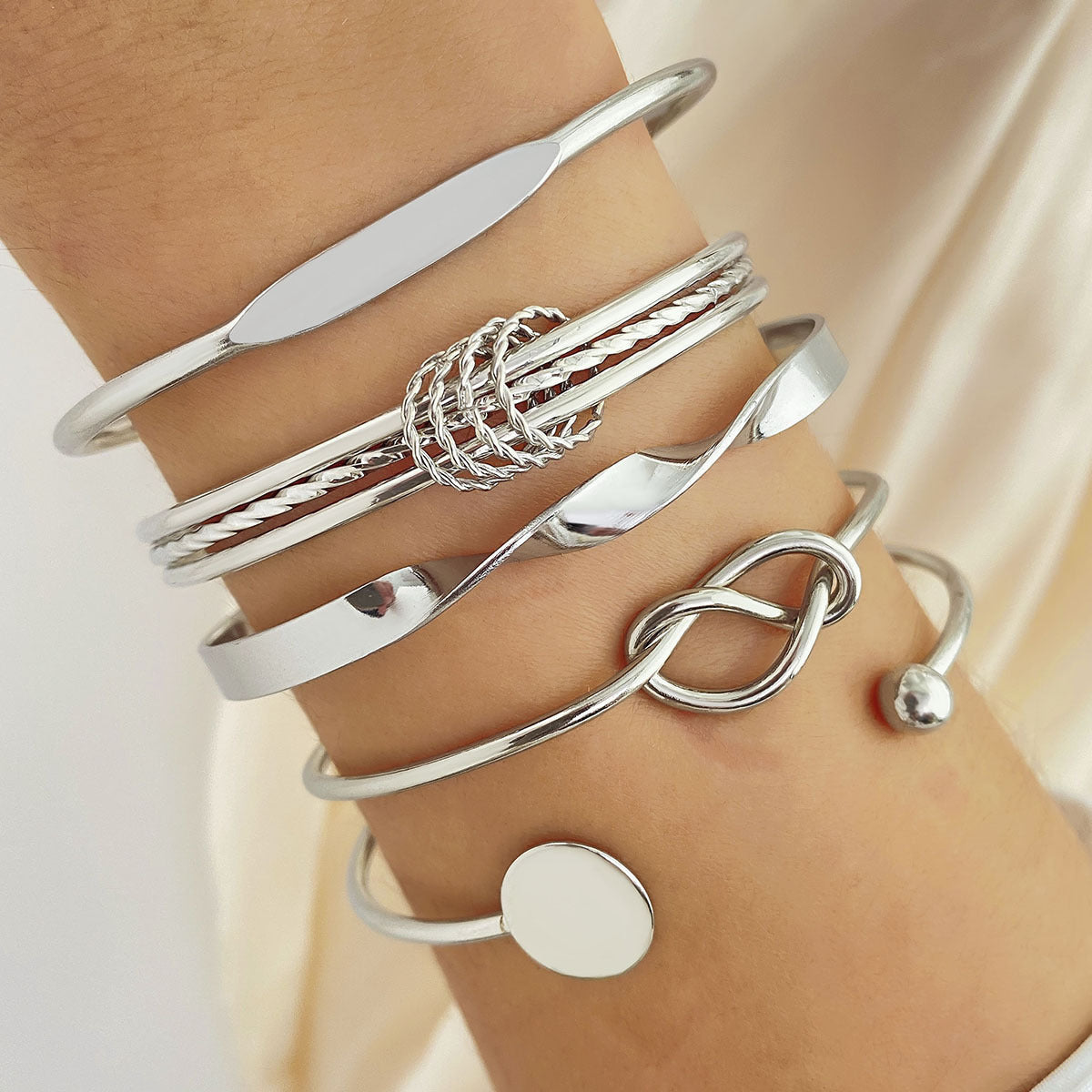 Knotted Elegance Bracelet Set (White Gold)