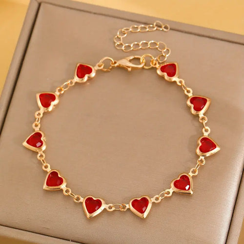 Ophelyra Garnetelle Bracelet (Gold)