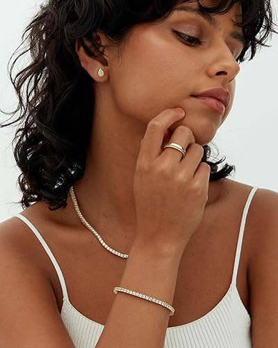 Moissanite Tennis Bracelet (Gold)