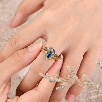 Azelia Sapphire Crown Ring