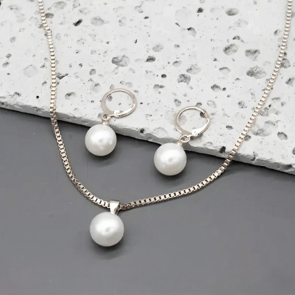 Golden Grace Pearl Jewelry Set