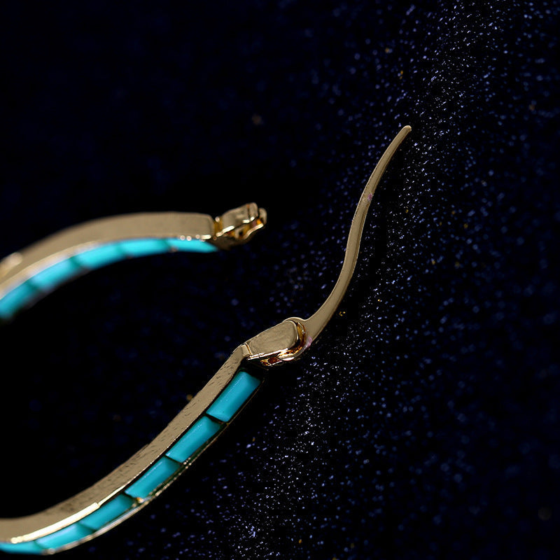 Caspian Edge Hoop Earrings