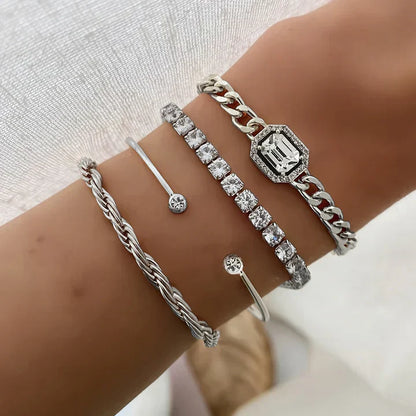 Domitia Calvina Bracelet Set (Gold)